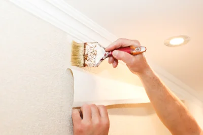 Pose de papier peint à Cuves — revêtements muraux et toiles de verre